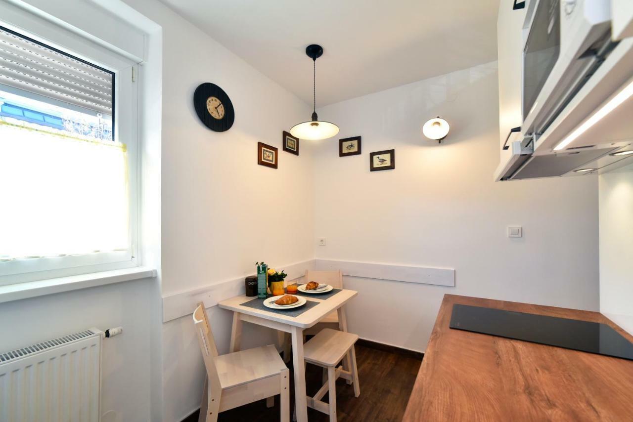 Apartman Nola ซาเกร็บ ภายนอก รูปภาพ